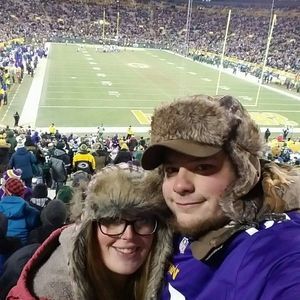 Meet your Posher, Travis